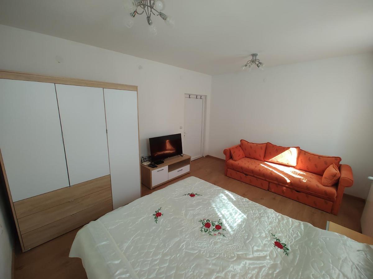 Apartman Anastasija Surčin Exteriér fotografie