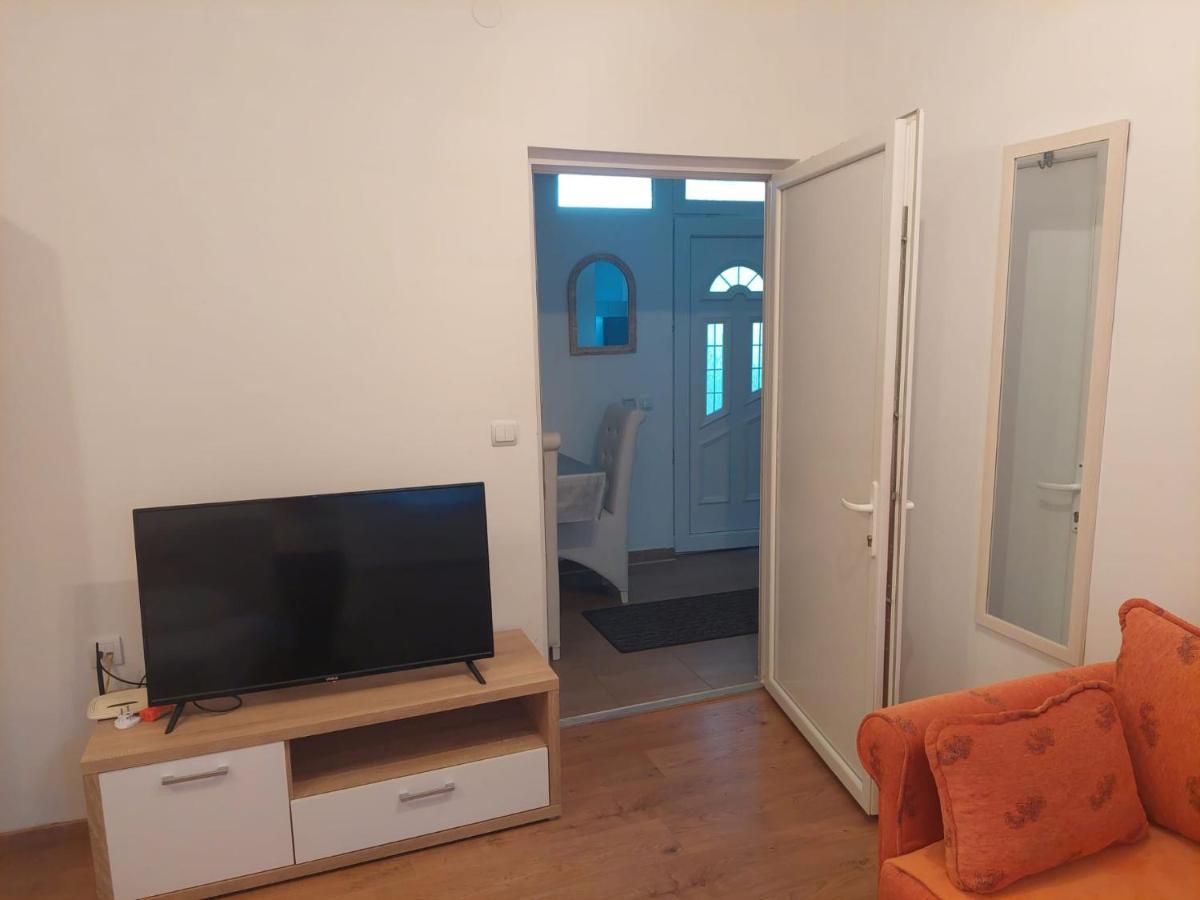 Apartman Anastasija Surčin Exteriér fotografie